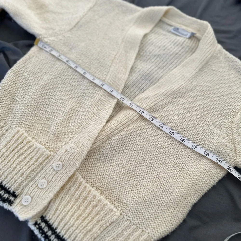 Vintage 80s Scenario Sz: L cream V-neck button-front knit cardigan Pockets.